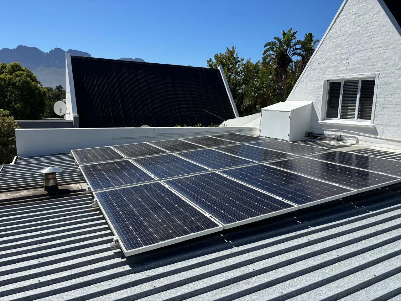 Integrated Solar Thermal & PV Farm